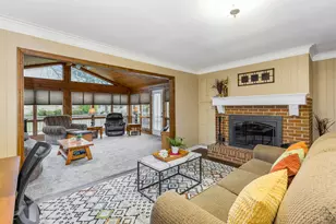 400 Emerald Woods Dr, Oxford, OH 45056 - Photo 2