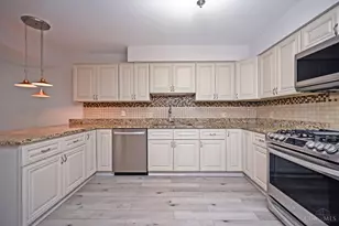 39 Rolling Hls Ct, Wyoming, OH 45215 - Photo 12