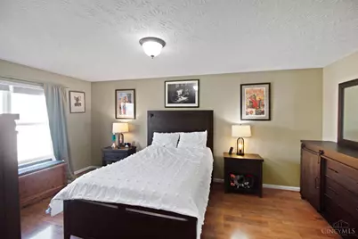 6067 Weber Oaks Drive, Miami Township, OH 45140 - Photo 12