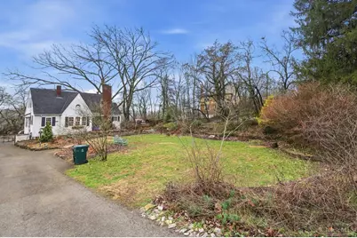 2495 Knorr Avenue, Cincinnati, OH 45214 - Photo 4