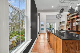 1126 Fuller St, Cincinnati, OH 45202 - Photo 14