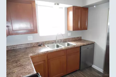 751 Springvale Drive, Hamilton, OH 45913 - Photo 8