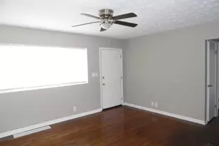 751 Springvale Dr, Hamilton, OH 45913 - Photo 2