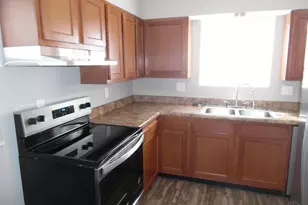 751 Springvale Dr, Hamilton, OH 45913 - Photo 6