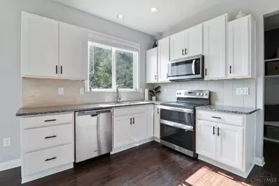 196 W Decatur Lane, Loveland, OH 45140 - Photo 14