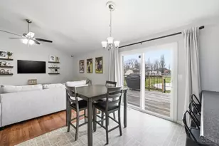 10584 Amity Dr, Aurora, IN 47001 - Photo 14