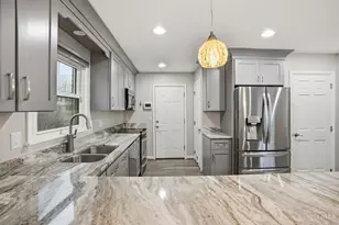 7926 Dunview Ct, Anderson Township, OH 45255 - Photo 12