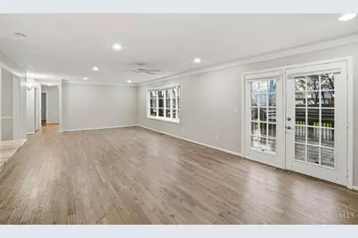 7926 Dunview Court, Anderson Township, OH 45255 - Photo 8