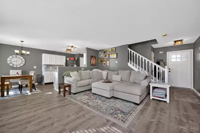 7674 Hyatts Lane, Hamilton Township, OH 45039 - Photo 8