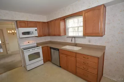 1064 Orinda Drive, Montgomery, OH 45249 - Photo 4