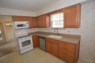 10604 Orinda Dr, Montgomery, OH 45249 - Photo 4