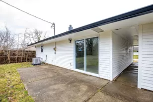 8719 Hood Ct, Springfield Township, OH 45231 - Photo 26