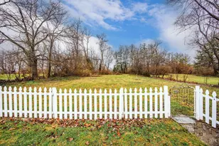 2192 Pinney Ln, Springfield Township, OH 45231 - Photo 16