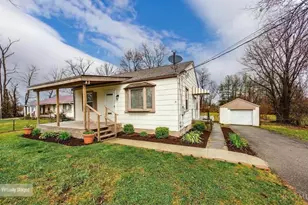 2192 Pinney Ln, Springfield Township, OH 45231 - Photo 1