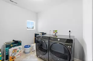 2244 Pine Valley Dr, Hamilton, OH 45013 - Photo 40