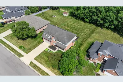 2961 Parkwood Drive, Troy, OH 45373 - Photo 8