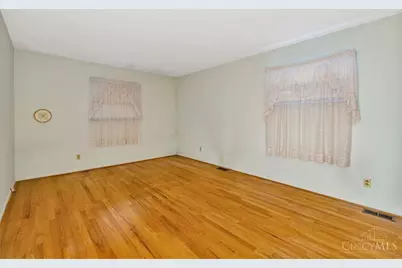 9369 Ranchill Drive, Cincinnati, OH 45231 - Photo 20