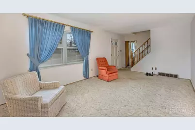 9369 Ranchill Drive, Cincinnati, OH 45231 - Photo 4