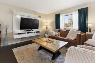 322 Reichard Dr, Vandalia, OH 45377 - Photo 4