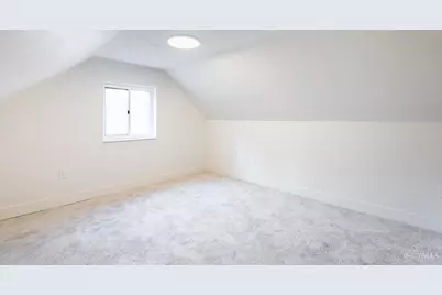 723 Wilbud Drive, Cincinnati, OH 45205 - Photo 16