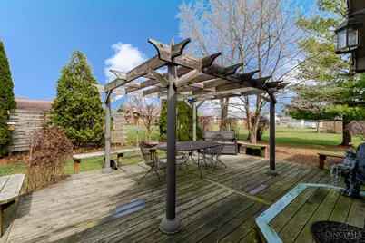 7335 Melinda Drive, Butler Twp, OH 45414 - Photo 34