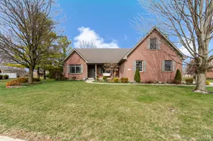 7335 Melinda Dr, Butler Twp, OH 45414 - Photo 40