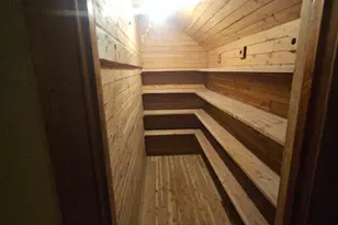 3936 Dickson Ave, Cincinnati, OH 45229 - Photo 10