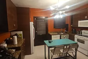 3936 Dickson Ave, Cincinnati, OH 45229 - Photo 2