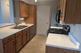 9940 Regatta Dr, Colerain Township, OH 45252 - Photo 6