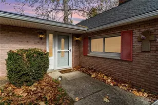 1020 N 11th St, Miamisburg, OH 45342 - Photo 2