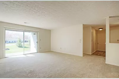 12061 Carrington Lane #102, Loveland, OH 45140 - Photo 6