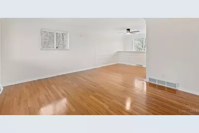 332 Lux Avenue, Springfield Township, OH 45216 - Photo 4