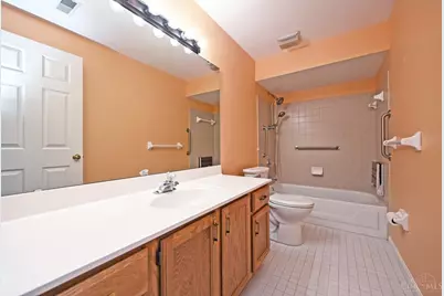 1073 Wittshire Circle, Anderson Township, OH 45255 - Photo 30