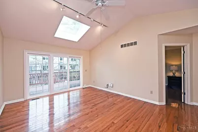 1073 Wittshire Circle, Anderson Township, OH 45255 - Photo 14