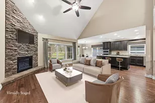 1174 Club View Dr, Centerville, OH 45458 - Photo 8