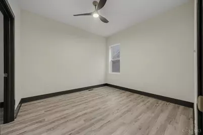 112 Valencia Street, Cincinnati, OH 45219 - Photo 14
