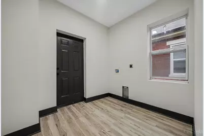 112 Valencia Street, Cincinnati, OH 45219 - Photo 16