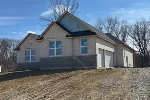 3561 Sunny Acres Dr, Ross Township, OH 45013 - Photo 2