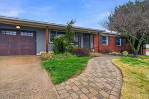 8602 Linderwood Ln, Anderson Township, OH 45255 - Photo 1