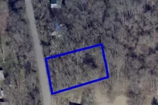 122 Spring St, Cleves, OH 45002 - Photo 1