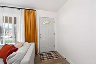 8063 Washington Park Dr, Miami Township, OH 45459 - Photo 8