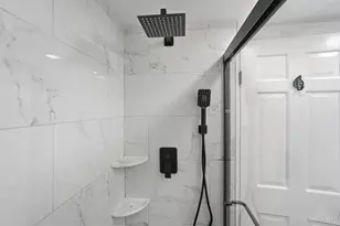 9750 Bunker Hill Ln, Montgomery, OH 45242 - Photo 32