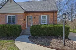 1627 Alcor Terrace, Cincinnati, OH 45230 - Photo 2