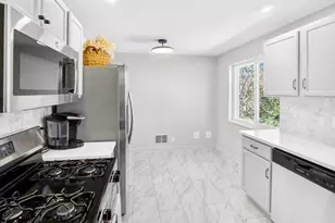 4056 Palos St, Cincinnati, OH 45205 - Photo 10