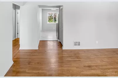 4056 Palos Street, Cincinnati, OH 45205 - Photo 4