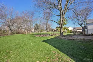 7753 Lakota Springs Dr, West Chester, OH 45069 - Photo 16