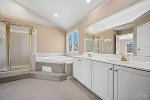 7753 Lakota Springs Dr, West Chester, OH 45069 - Photo 10