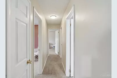 1528 W Meadowbrook Drive, Loveland, OH 45140 - Photo 16