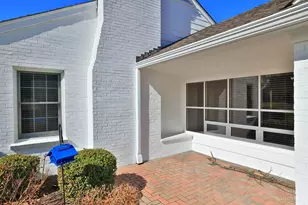 7708 Ahwenasa Ln, Indian Hill, OH 45243 - Photo 4