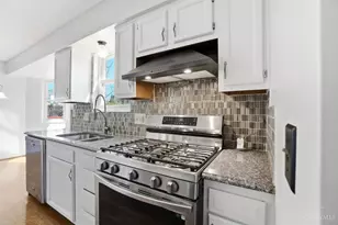 9032 Nottingham Way, Deerfield Township, OH 45040 - Photo 22